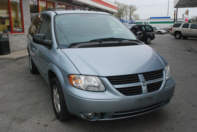 2005 Dodge Grand Caravan S