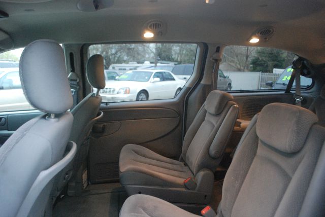 2005 Dodge Grand Caravan S