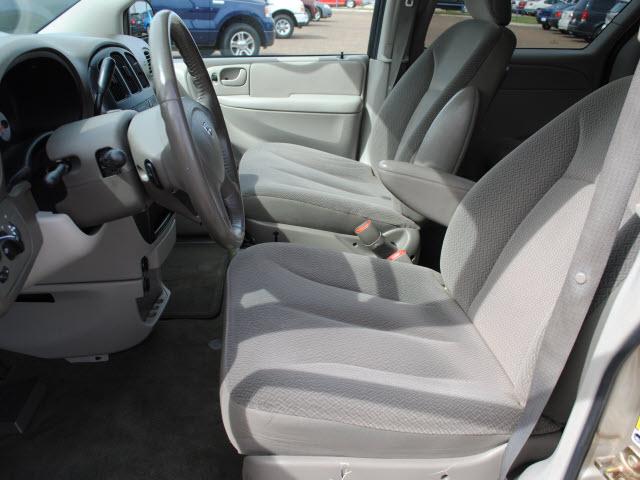 2005 Dodge Grand Caravan S