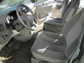 2005 Dodge Grand Caravan SE