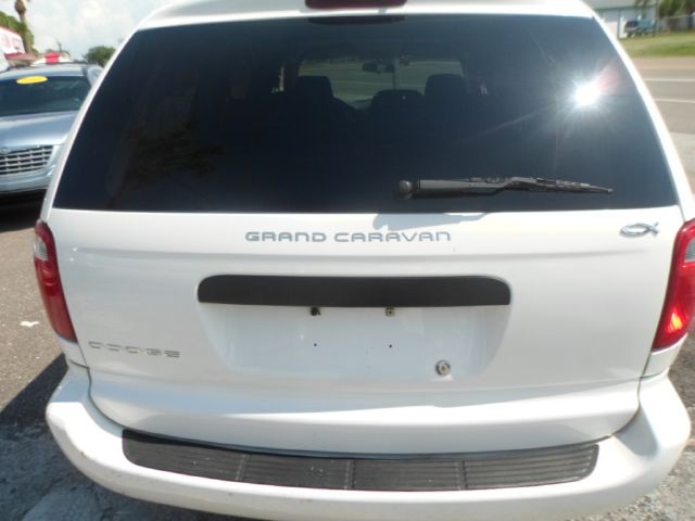 2005 Dodge Grand Caravan SE