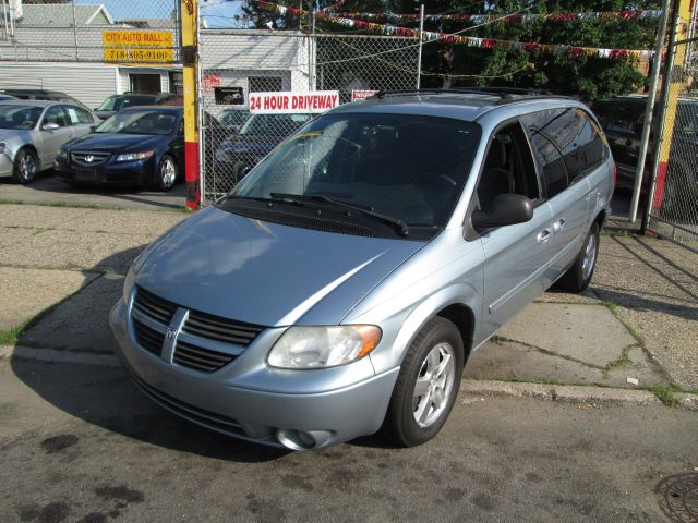 2005 Dodge Grand Caravan S