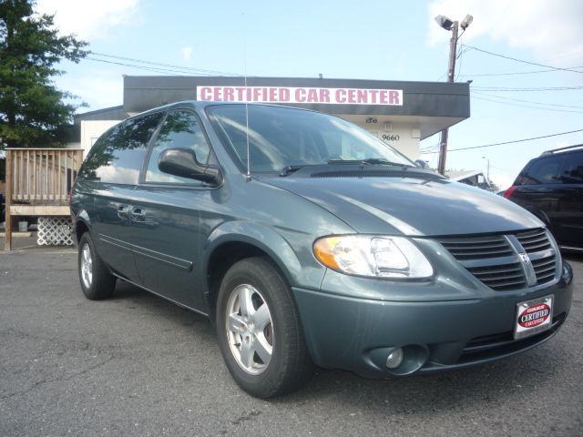 2005 Dodge Grand Caravan S