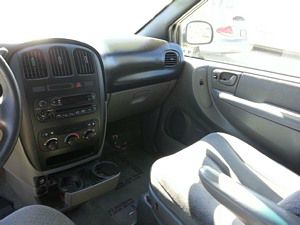 2005 Dodge Grand Caravan 2dr Cpe Touring Auto