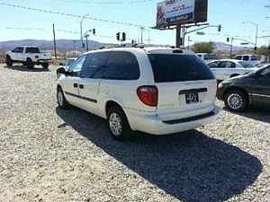 2005 Dodge Grand Caravan 2dr Cpe Touring Auto