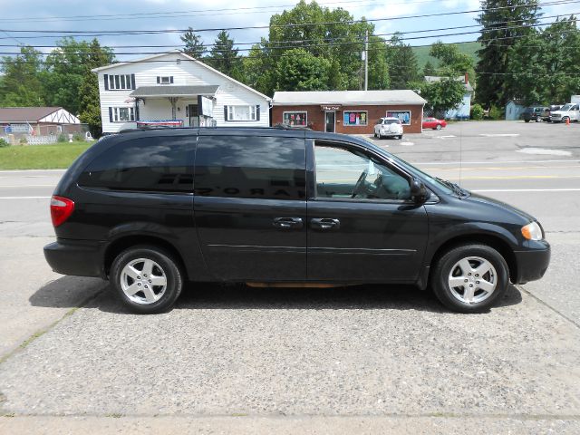 2005 Dodge Grand Caravan S