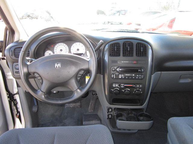 2005 Dodge Grand Caravan S