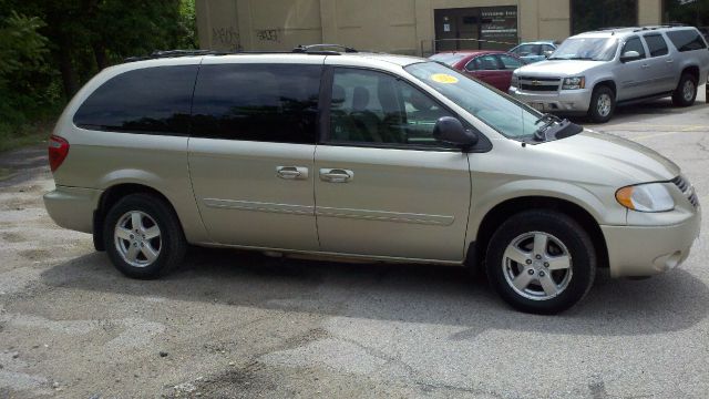 2005 Dodge Grand Caravan S