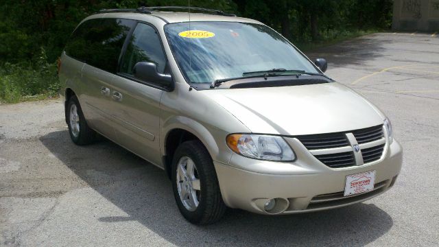 2005 Dodge Grand Caravan S