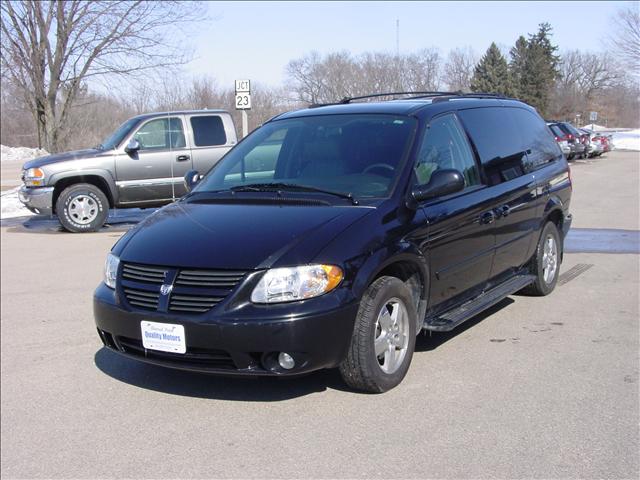 2005 Dodge Grand Caravan ES Sport