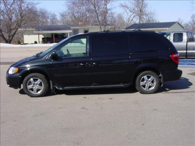 2005 Dodge Grand Caravan ES Sport