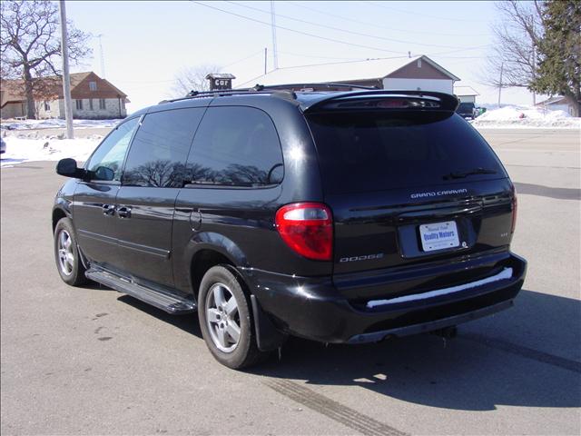 2005 Dodge Grand Caravan ES Sport