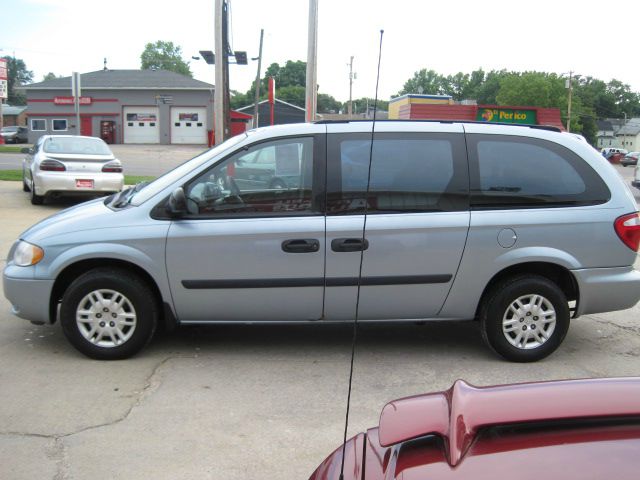 2005 Dodge Grand Caravan SE