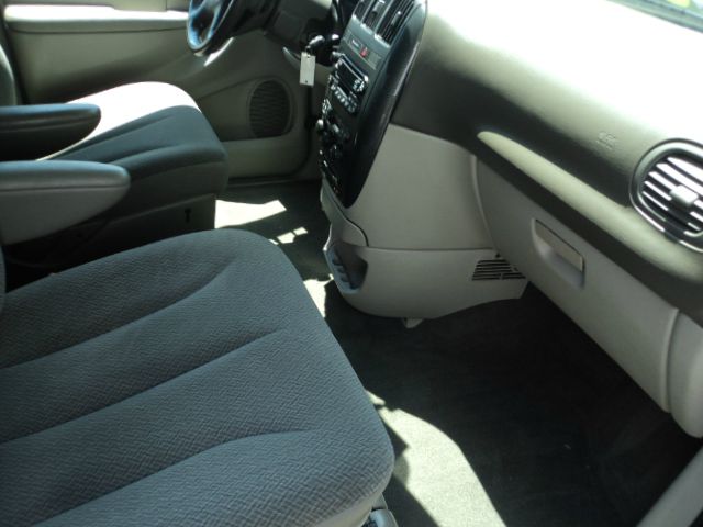 2005 Dodge Grand Caravan S