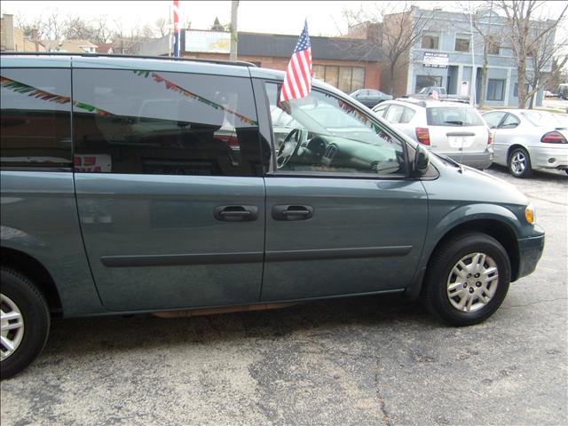 2005 Dodge Grand Caravan SE