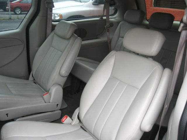 2005 Dodge Grand Caravan S