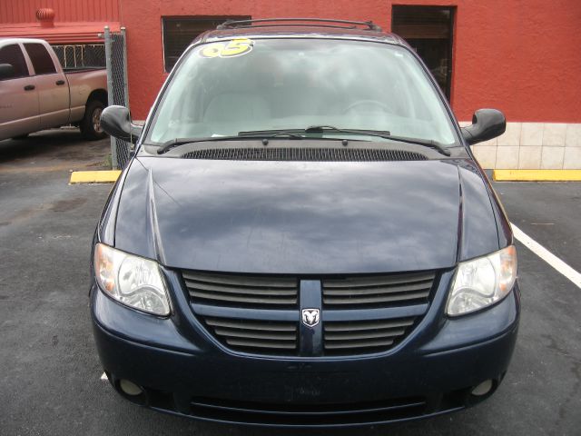 2005 Dodge Grand Caravan S