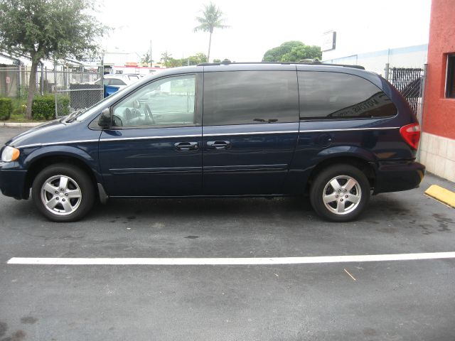 2005 Dodge Grand Caravan S