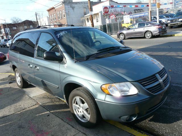 2005 Dodge Grand Caravan S