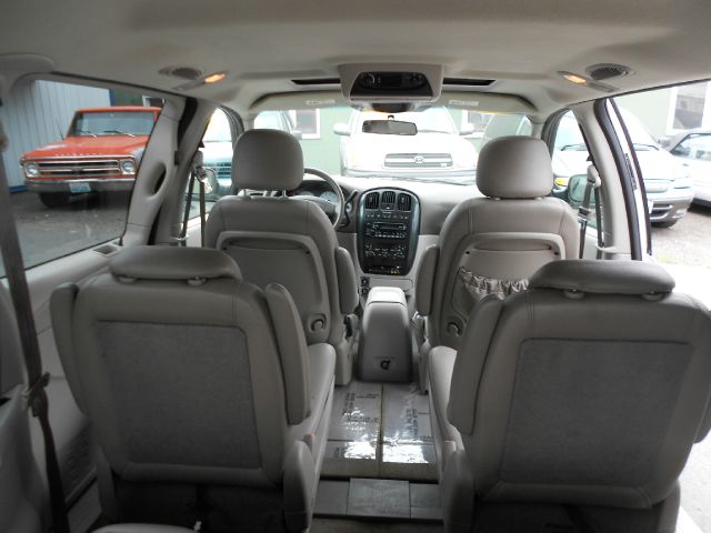 2005 Dodge Grand Caravan S