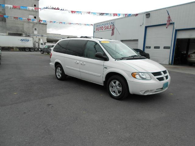 2005 Dodge Grand Caravan S