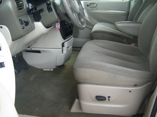 2006 Dodge Grand Caravan SE