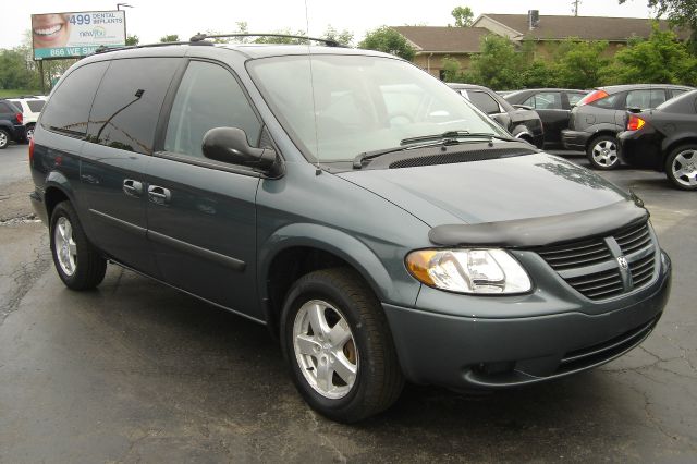 2006 Dodge Grand Caravan SE