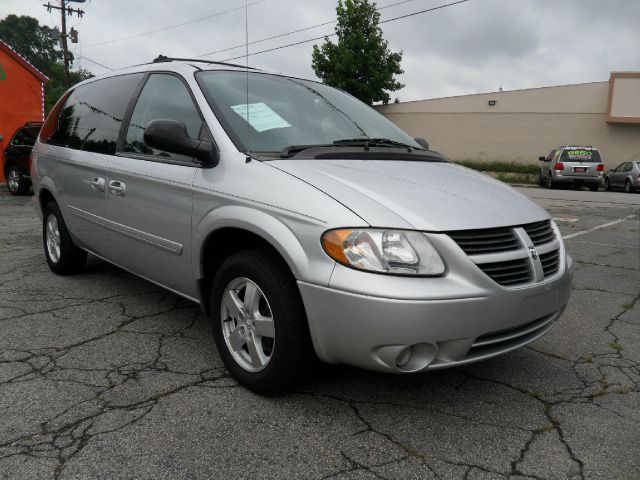 2006 Dodge Grand Caravan S