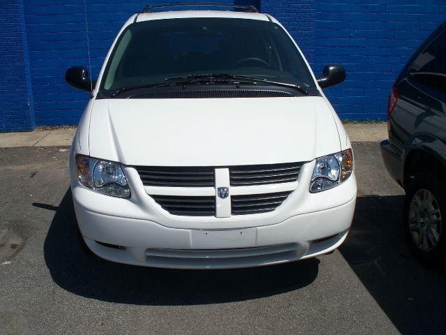 2006 Dodge Grand Caravan SE