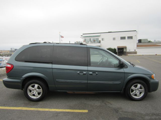 2006 Dodge Grand Caravan S