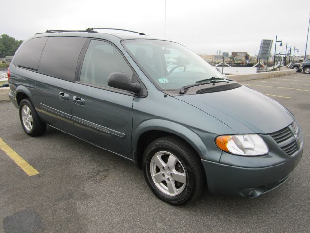 2006 Dodge Grand Caravan S