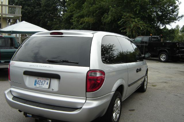 2006 Dodge Grand Caravan SE