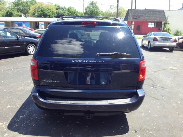 2006 Dodge Grand Caravan SE