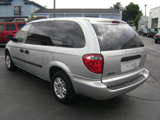 2006 Dodge Grand Caravan SE