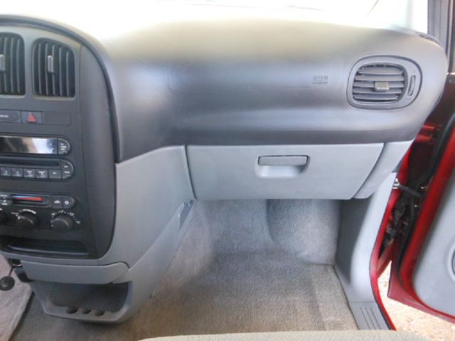 2006 Dodge Grand Caravan SE