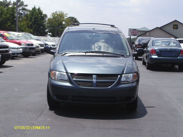 2006 Dodge Grand Caravan SE