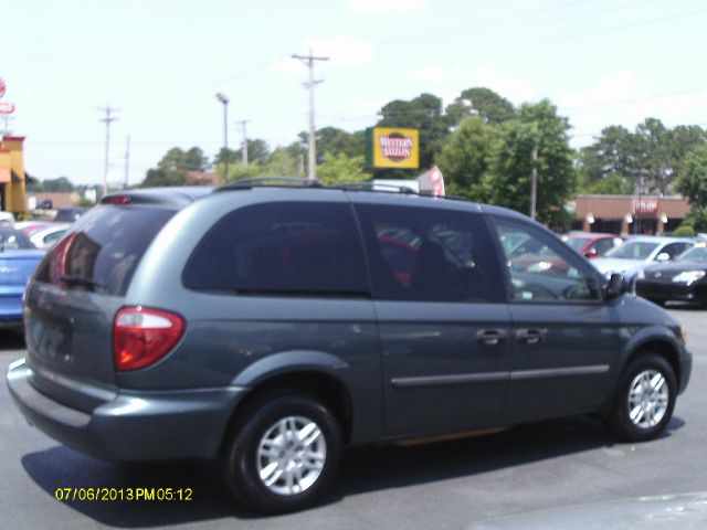 2006 Dodge Grand Caravan SE