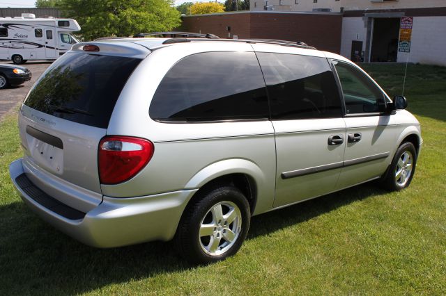 2006 Dodge Grand Caravan SE