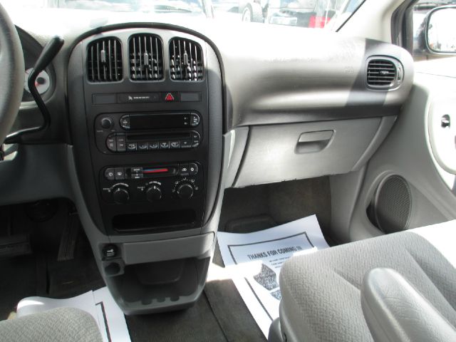 2006 Dodge Grand Caravan SE