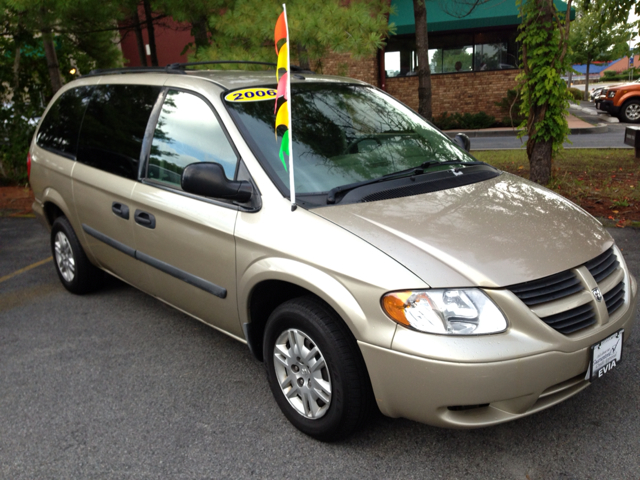 2006 Dodge Grand Caravan SE