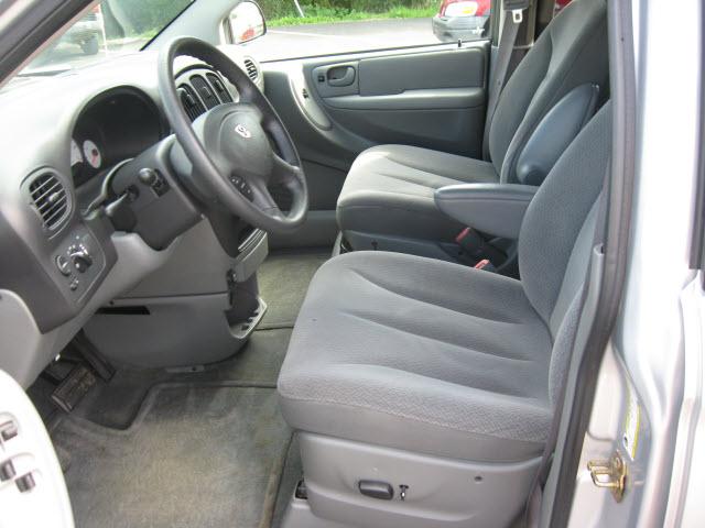 2006 Dodge Grand Caravan SE