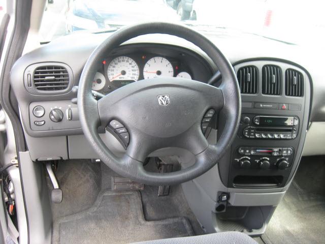 2006 Dodge Grand Caravan SE