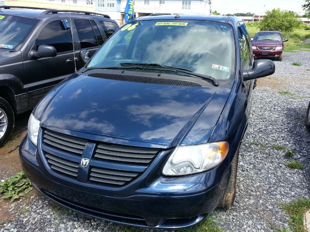 2006 Dodge Grand Caravan SE