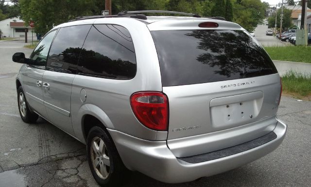 2006 Dodge Grand Caravan S