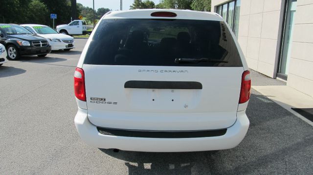 2006 Dodge Grand Caravan SE