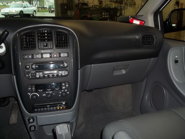 2006 Dodge Grand Caravan S