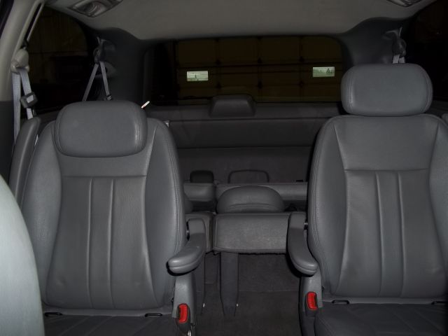 2006 Dodge Grand Caravan S