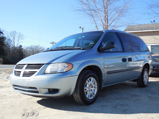 2006 Dodge Grand Caravan SE