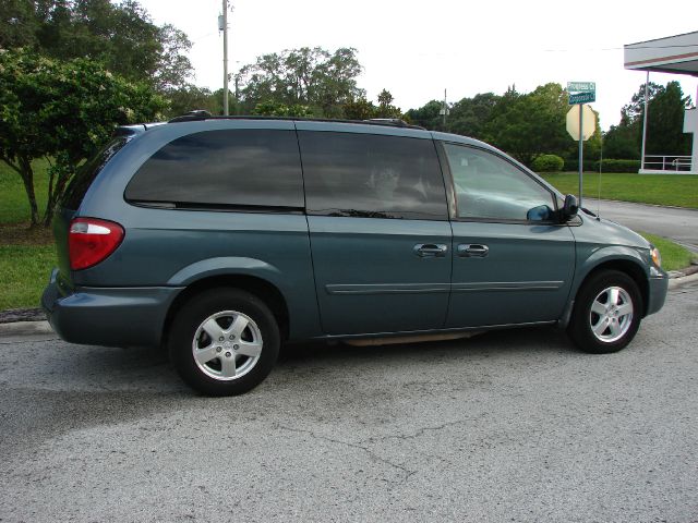 2006 Dodge Grand Caravan S