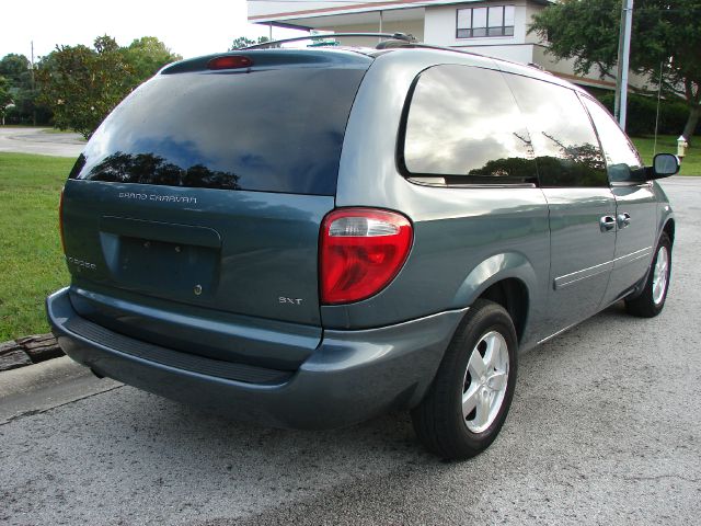 2006 Dodge Grand Caravan S